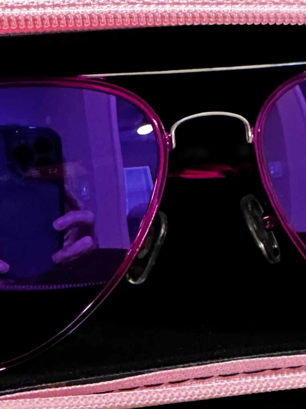 Blenders Polarized Sunglasses in Pink W/Blenders Hard Style Case